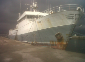 El Tchaw, barco dedicado a la pesca ilegal